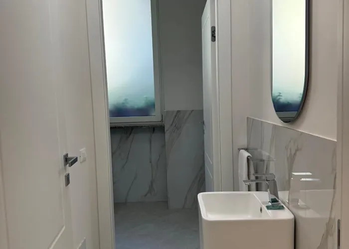 شقة Lake Como Aparthotel Cernobbio